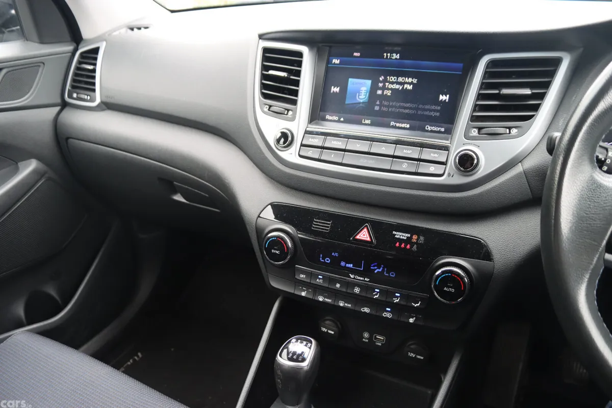 Hyundai Tucson SUV, Diesel, 2016, Grey