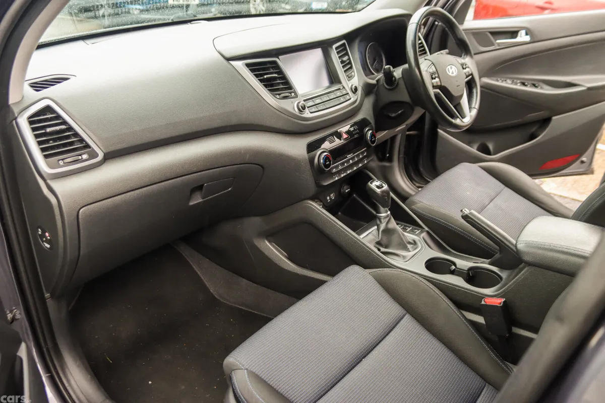 Hyundai Tucson SUV, Diesel, 2016, Grey