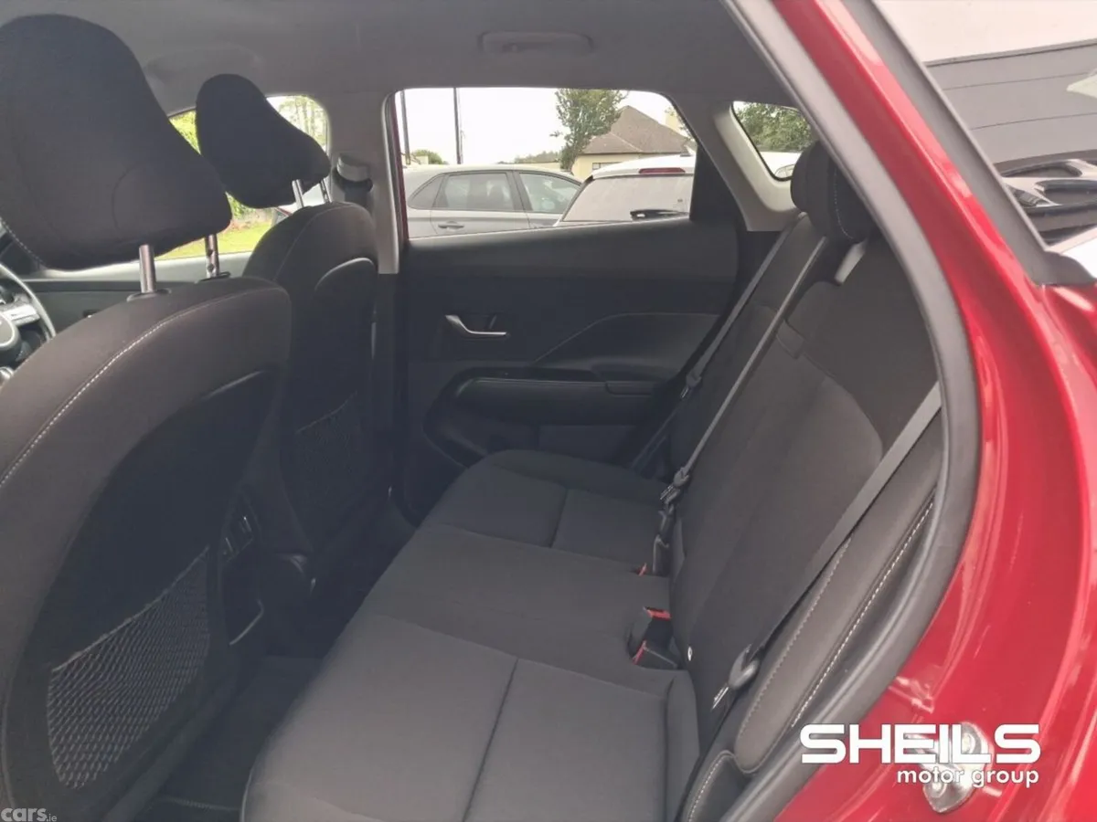 Hyundai KONA MPV, Petrol, 2024, Red