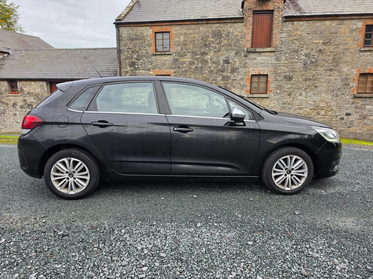 Citroen C4 Hatchback, Diesel, 2017, Black