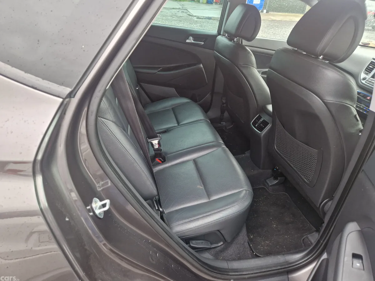 Hyundai Tucson SUV, Diesel, 2017, Brown