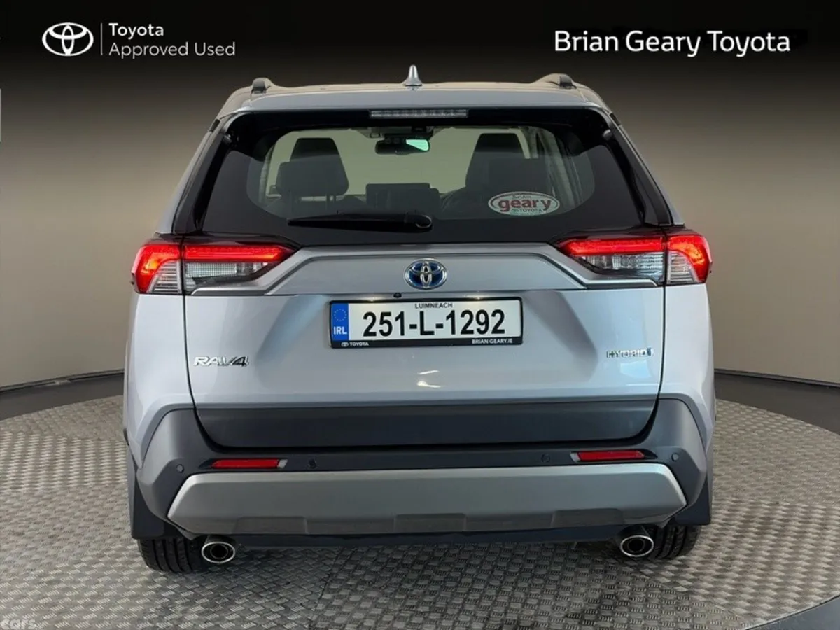 Toyota RAV4 SUV, Petrol Hybrid, 2025, Silver