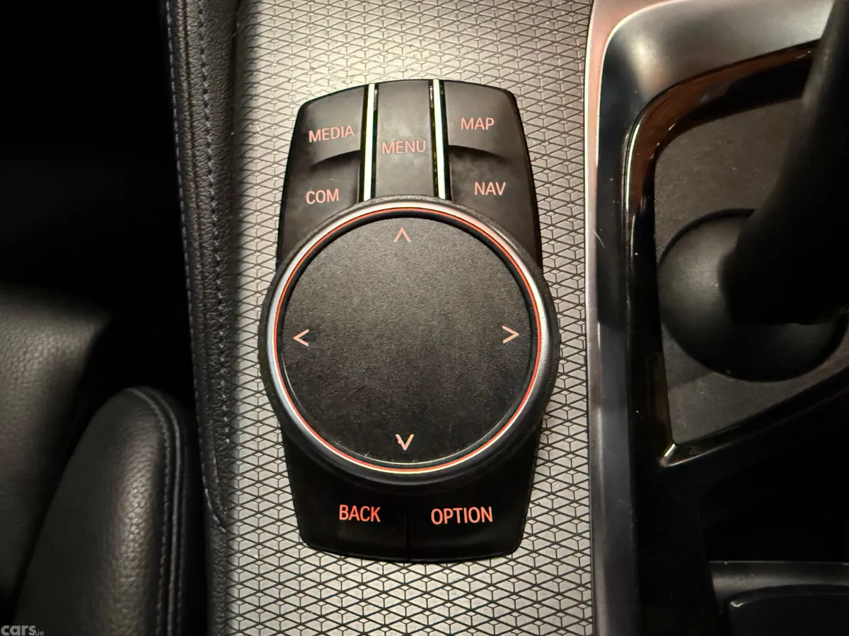 BMW 6-Series Hatchback, Diesel, 2019, Grey