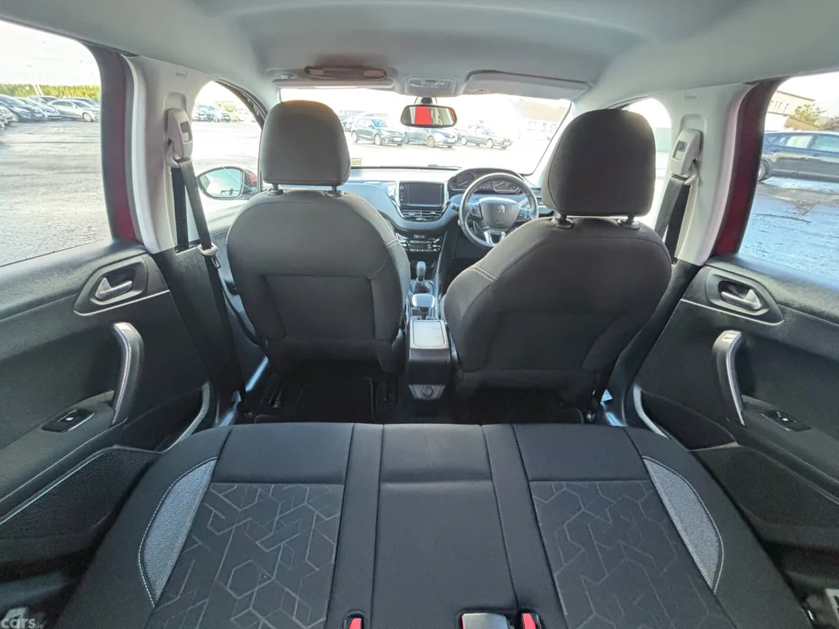 Peugeot 2008 Estate, Petrol, 2018, Red