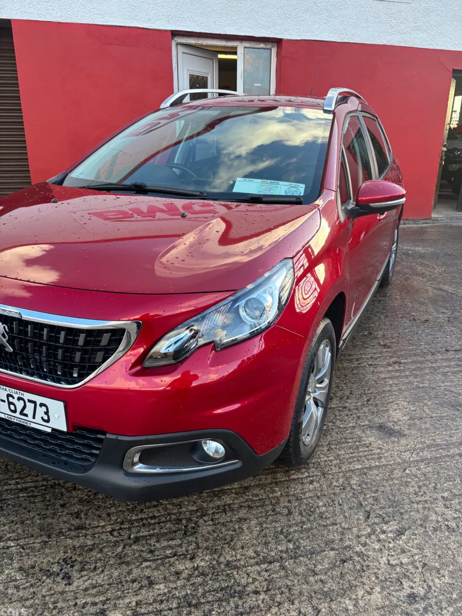 Peugeot 2008 Estate, Petrol, 2018, Red