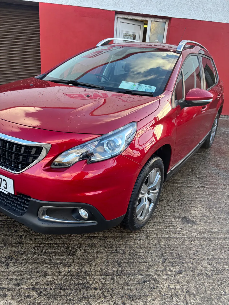 Peugeot 2008 Estate, Petrol, 2018, Red