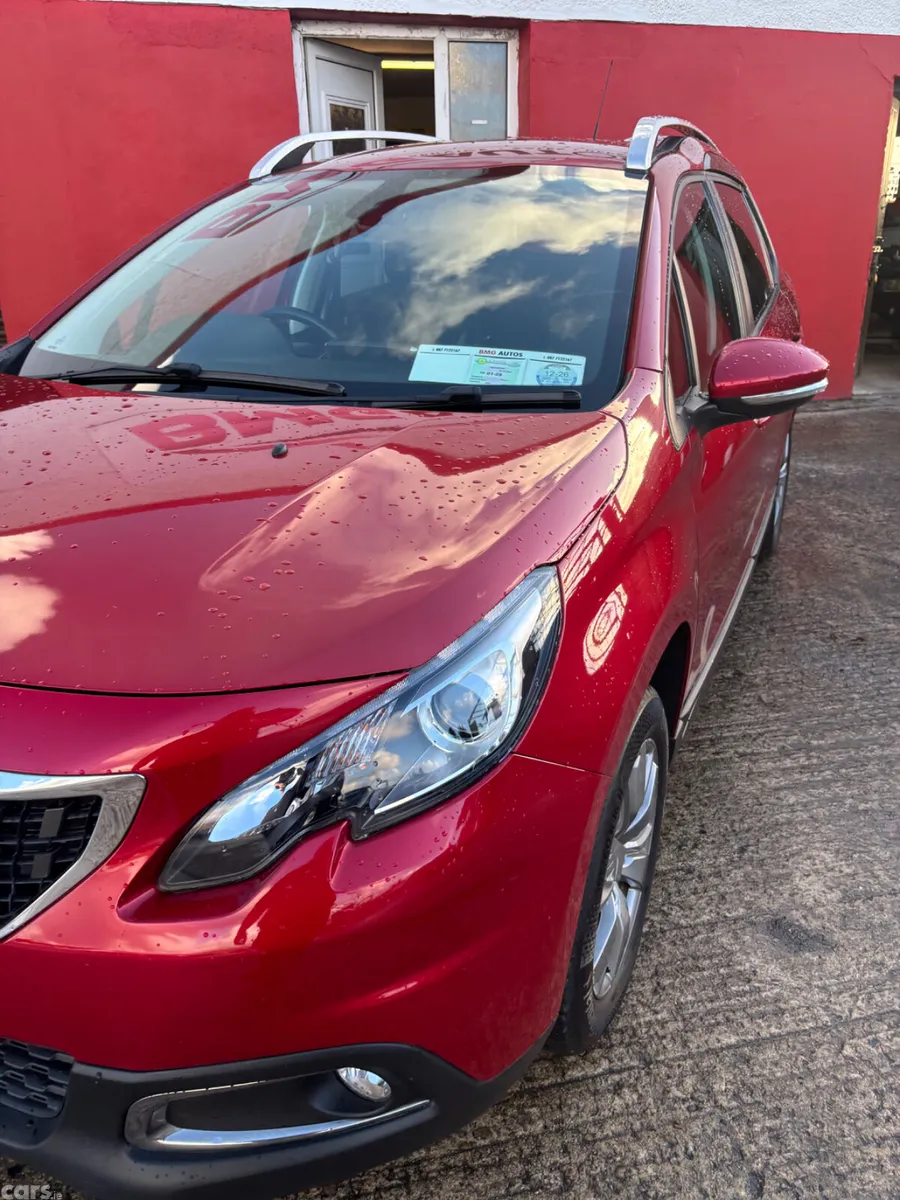 Peugeot 2008 Estate, Petrol, 2018, Red