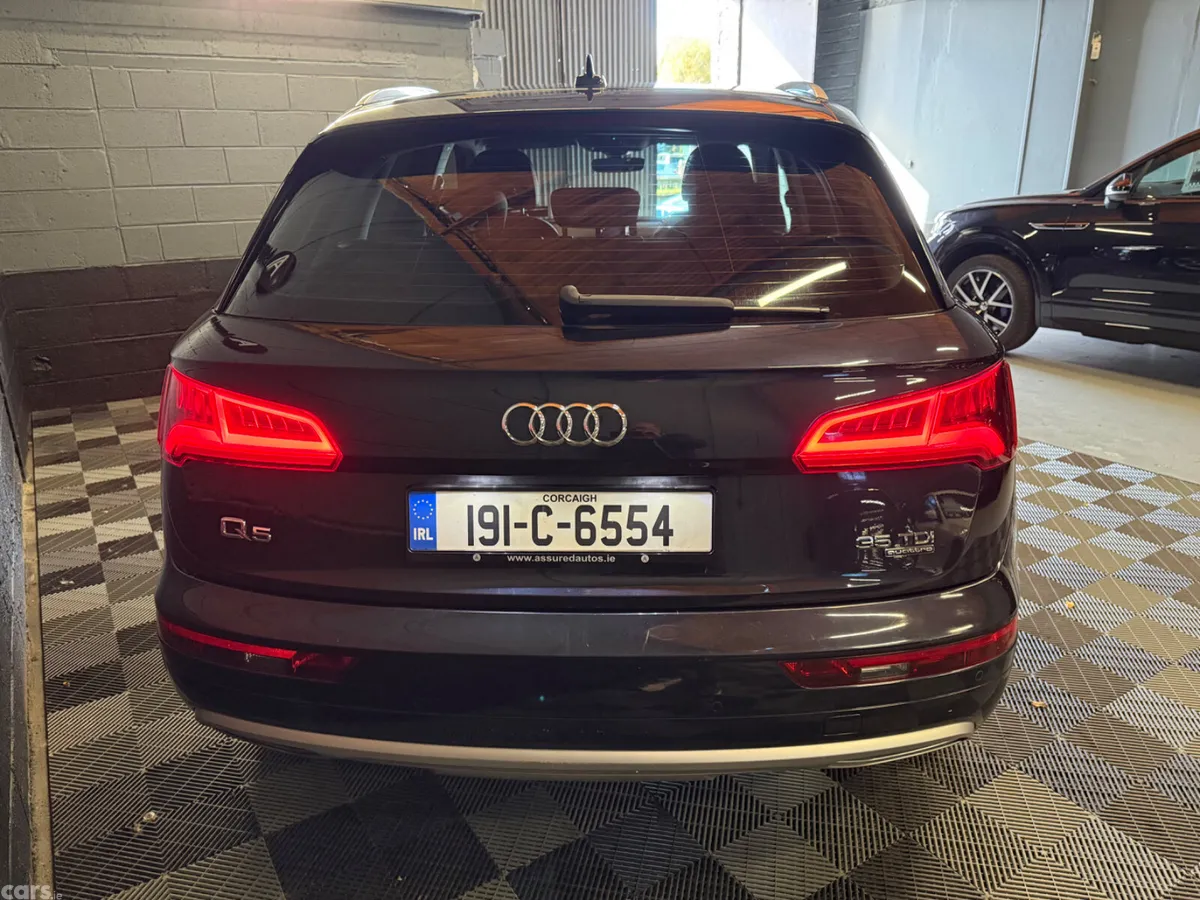 Audi Q5 SUV, Diesel, 2019, Blue
