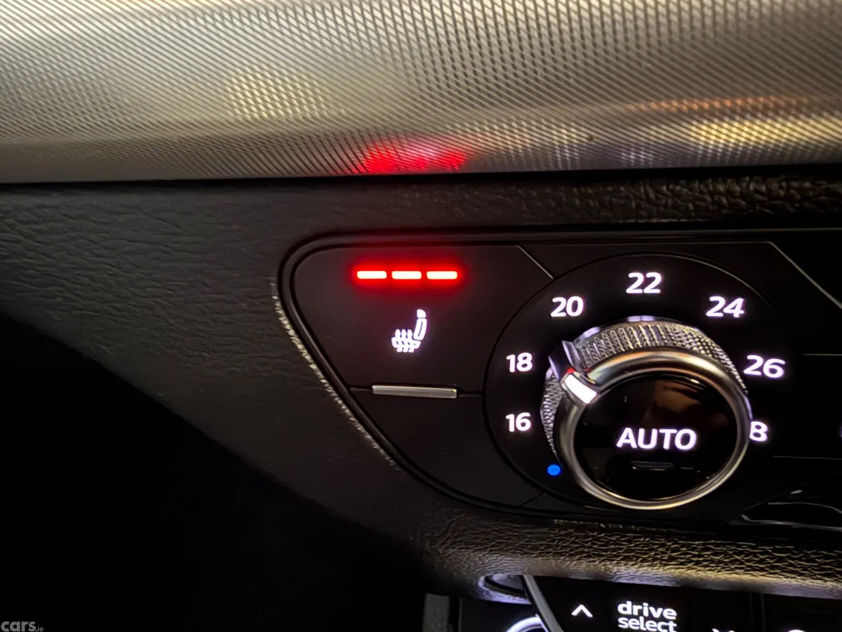 Audi Q5 SUV, Diesel, 2019, Blue