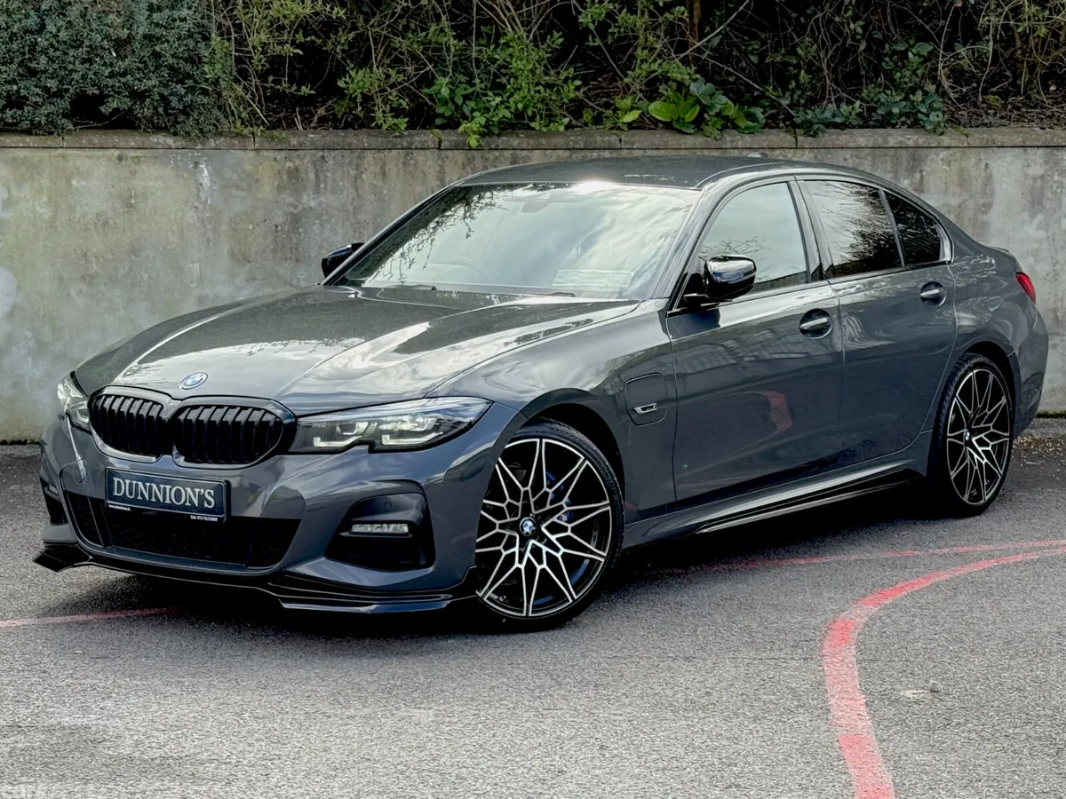 BMW 3-Series Saloon, Petrol Hybrid, 2022, Grey