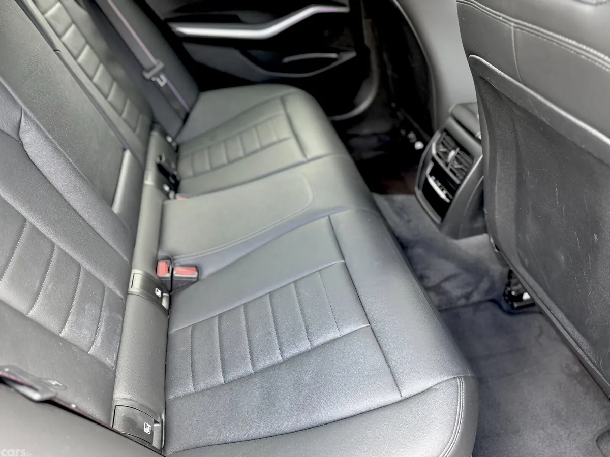 BMW 3-Series Saloon, Petrol Hybrid, 2022, Grey