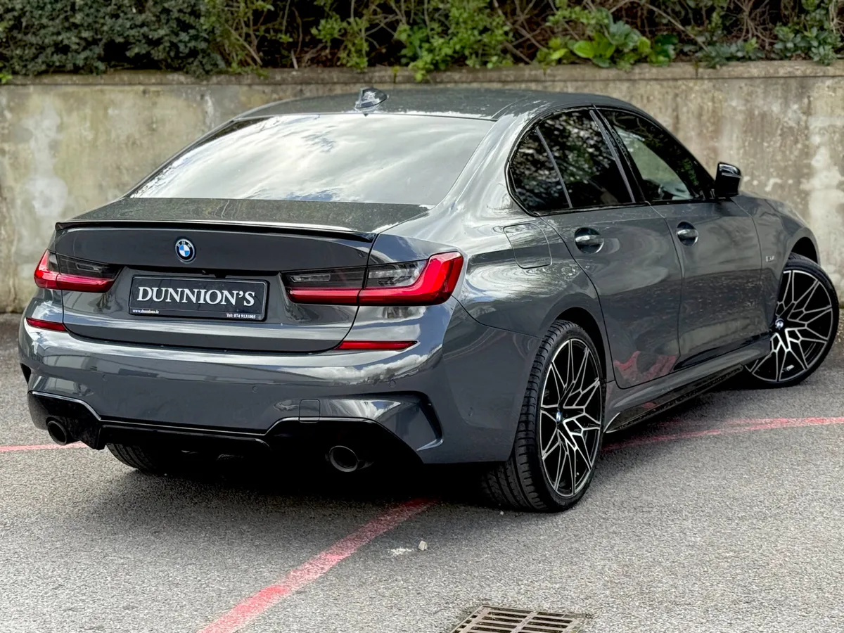 BMW 3-Series Saloon, Petrol Hybrid, 2022, Grey