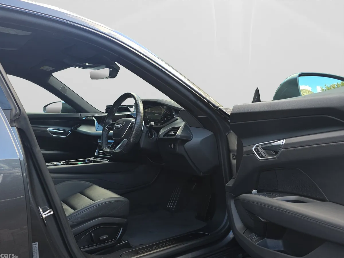 Audi e-tron GT quattro Coupe, Electric, 2022, Grey