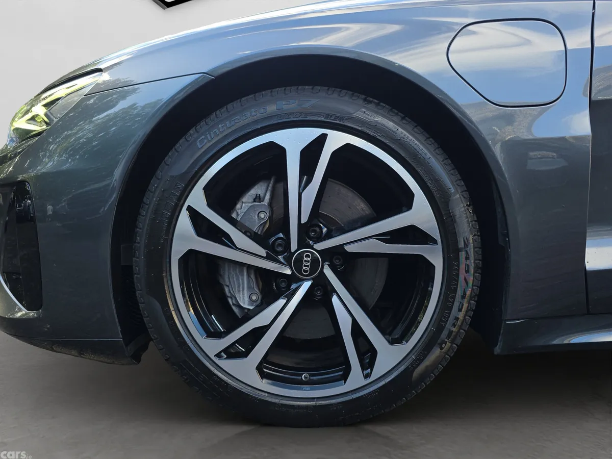 Audi e-tron GT quattro Coupe, Electric, 2022, Grey