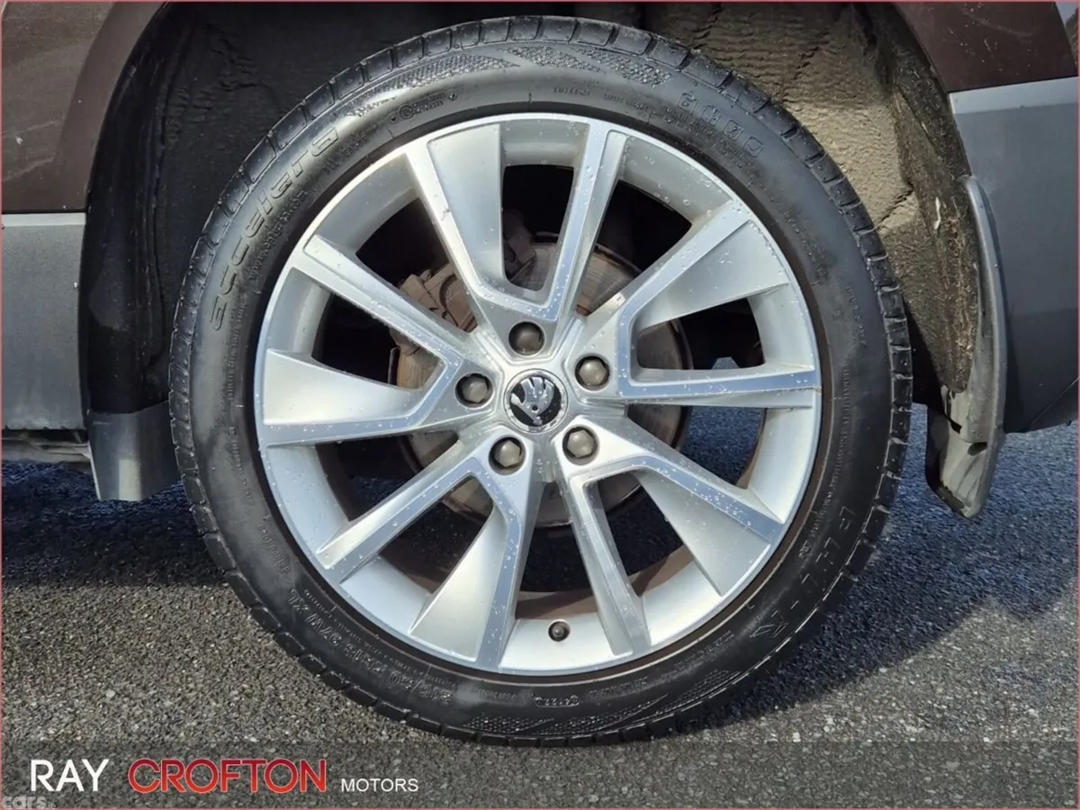 Skoda Karoq Estate, Diesel, 2019, Brown