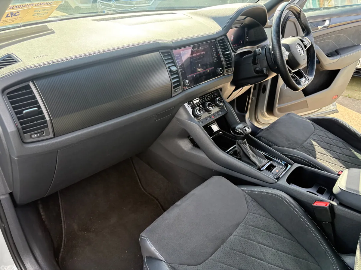 Skoda Kodiaq SUV, Diesel, 2024, Grey