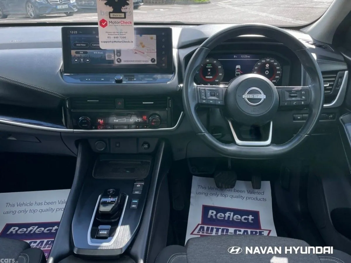 Nissan Qashqai MPV, Petrol Hybrid, 2023, Black