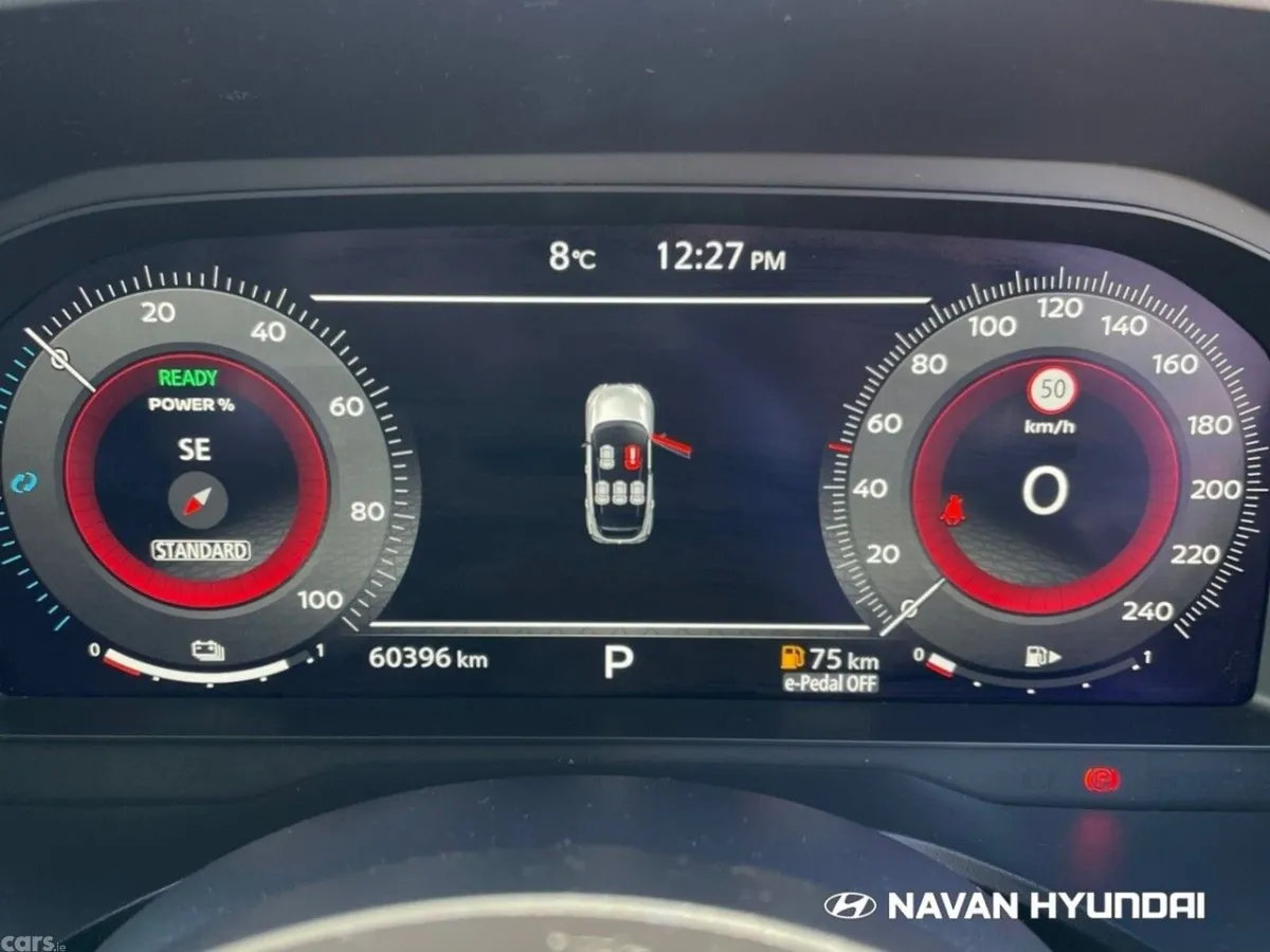 Nissan Qashqai MPV, Petrol Hybrid, 2023, Black