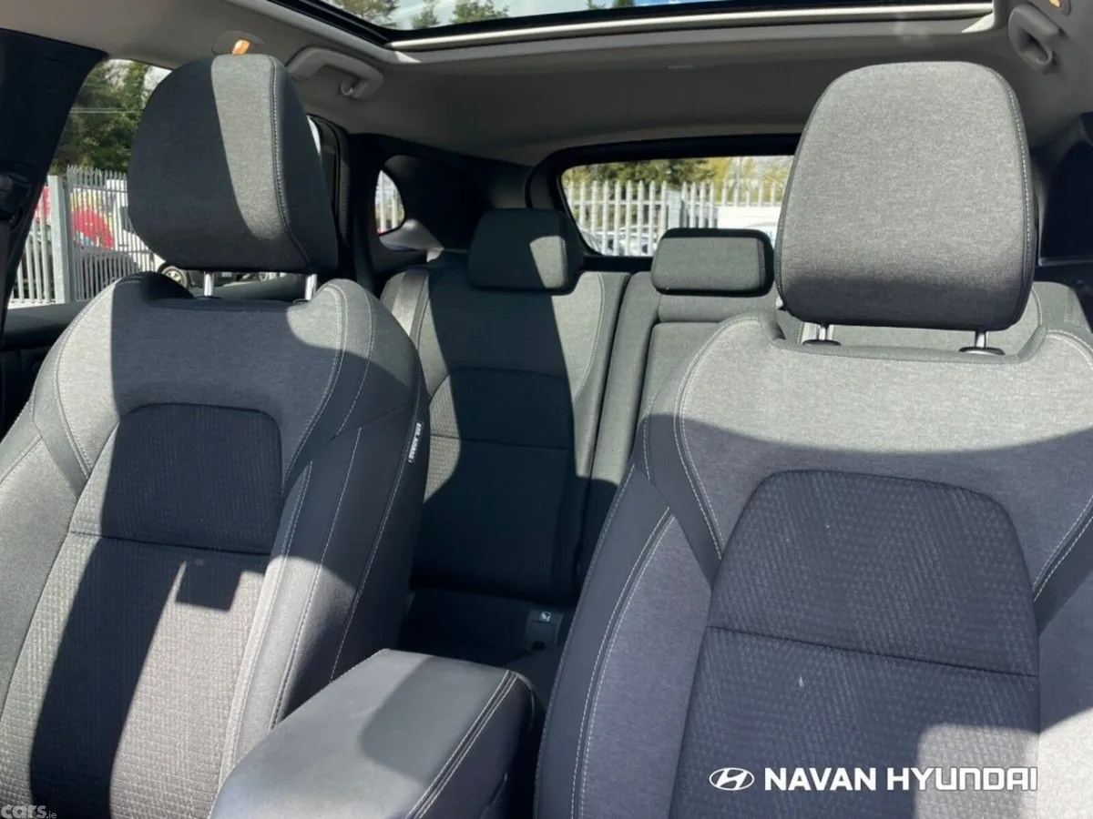 Nissan Qashqai MPV, Petrol Hybrid, 2023, Black