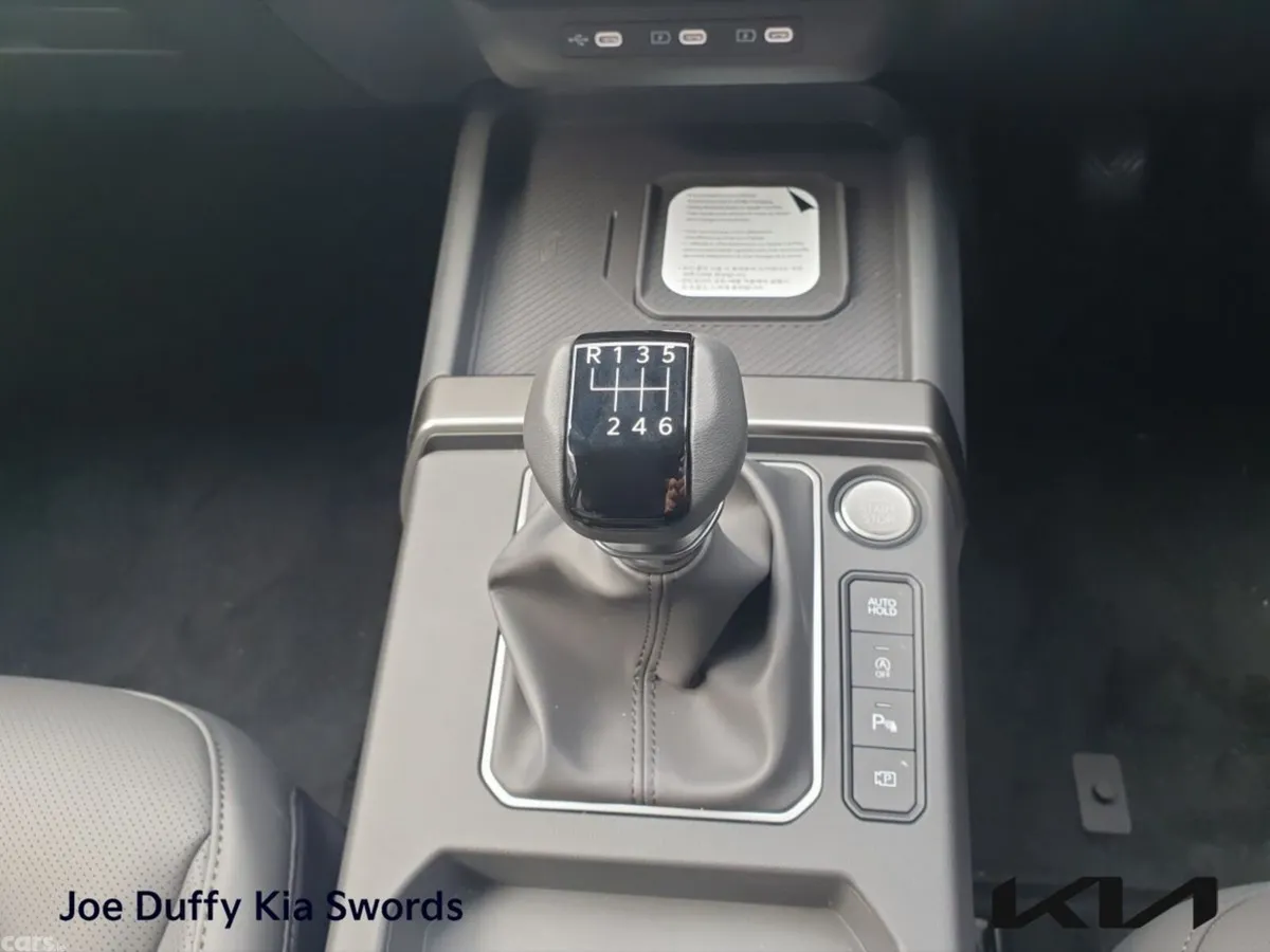 Kia Seltos MPV, Petrol, 2026, Blue