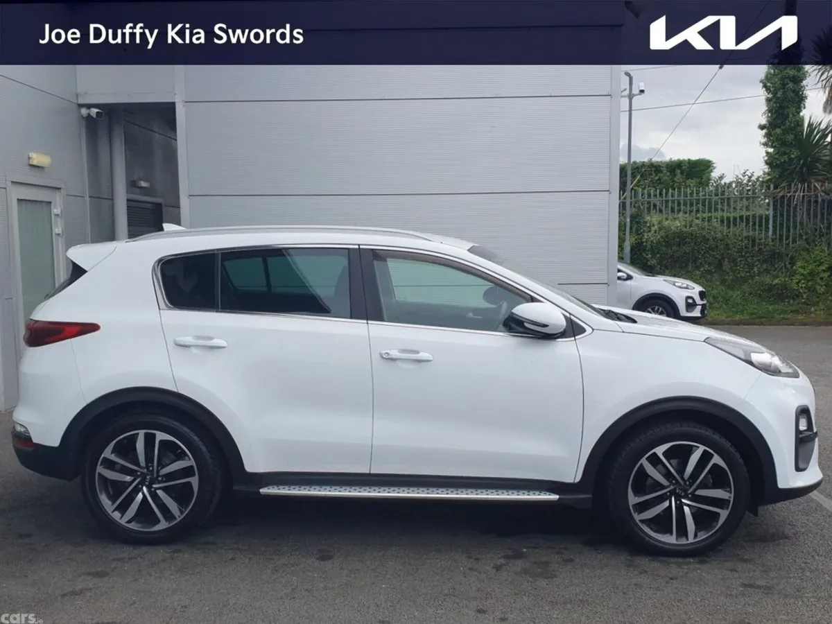 Kia Sportage SUV, Diesel Hybrid, 2021, White