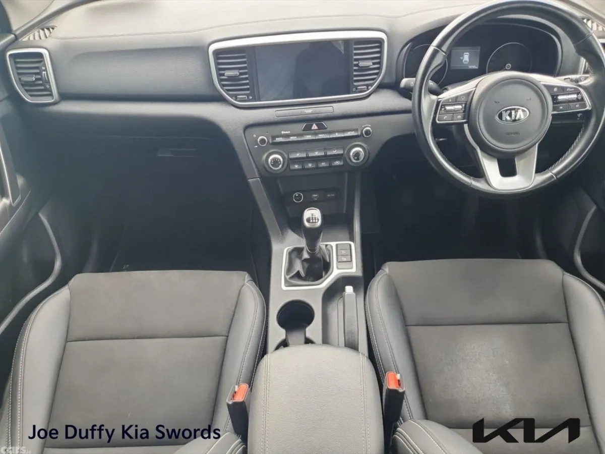 Kia Sportage SUV, Diesel Hybrid, 2021, White