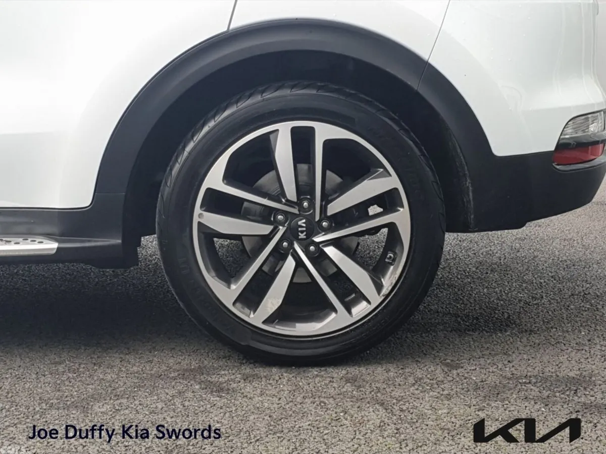 Kia Sportage SUV, Diesel Hybrid, 2021, White
