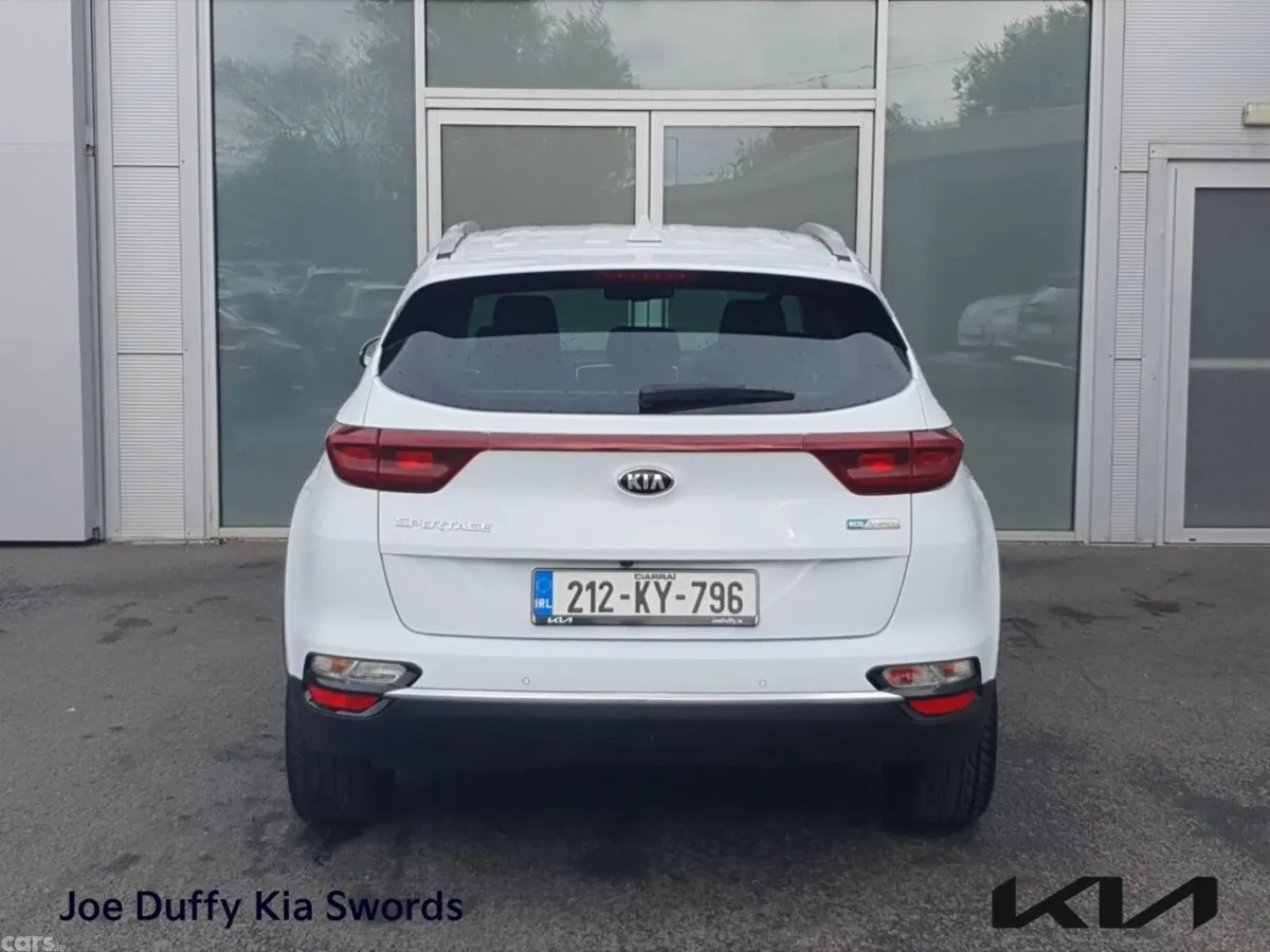 Kia Sportage SUV, Diesel Hybrid, 2021, White