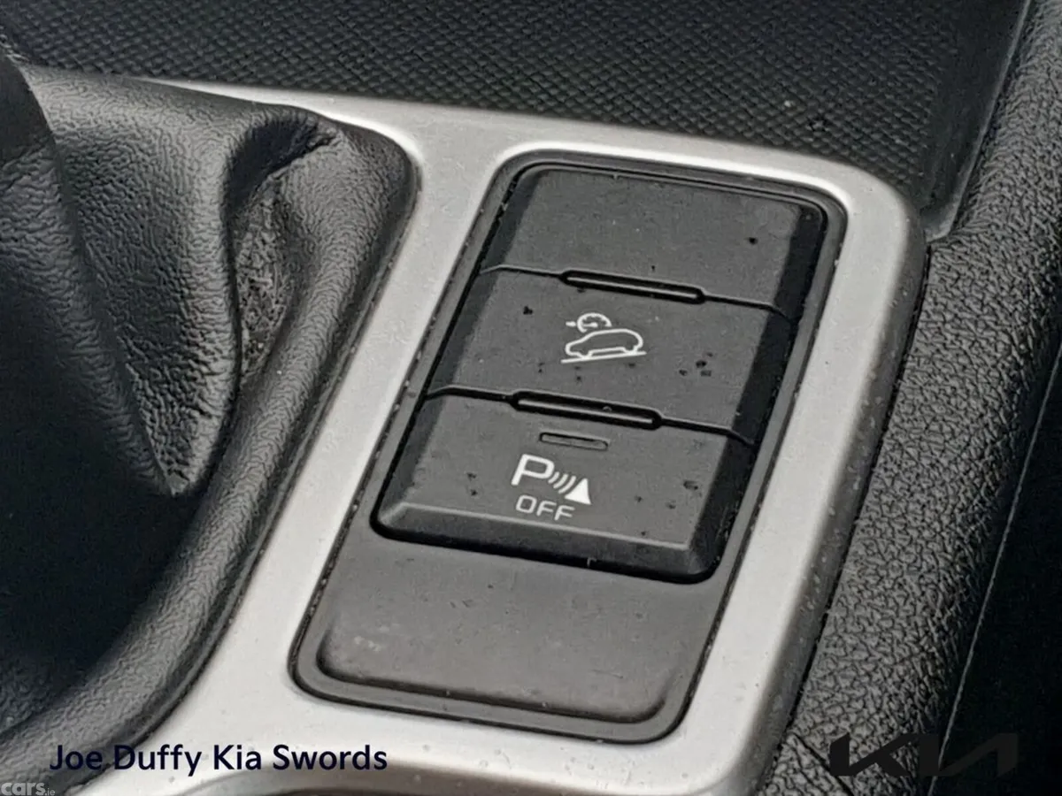 Kia Sportage SUV, Diesel Hybrid, 2021, White