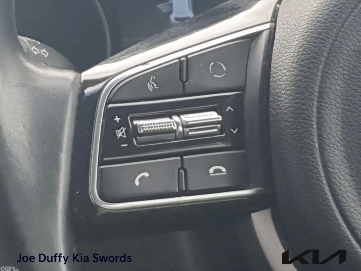 Kia Sportage SUV, Diesel Hybrid, 2021, White