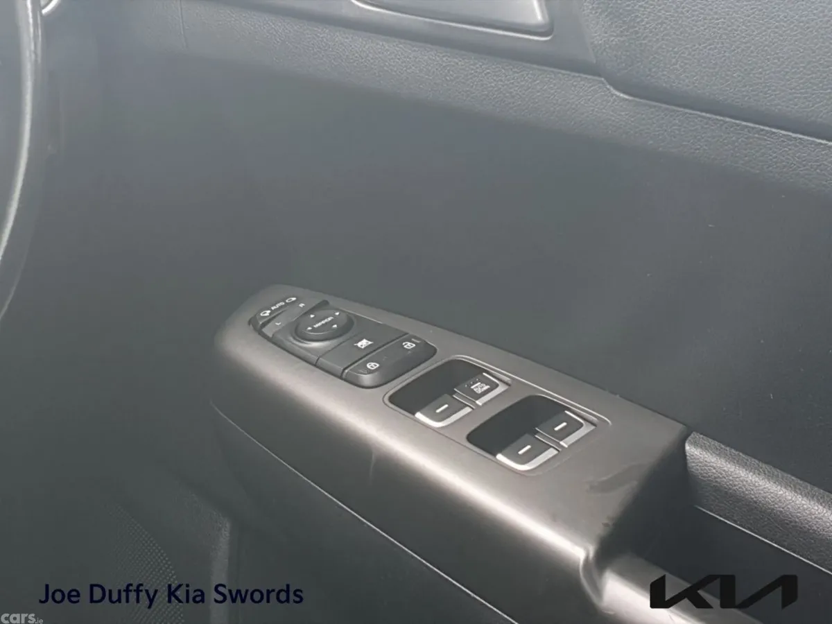 Kia Sportage SUV, Diesel Hybrid, 2021, White