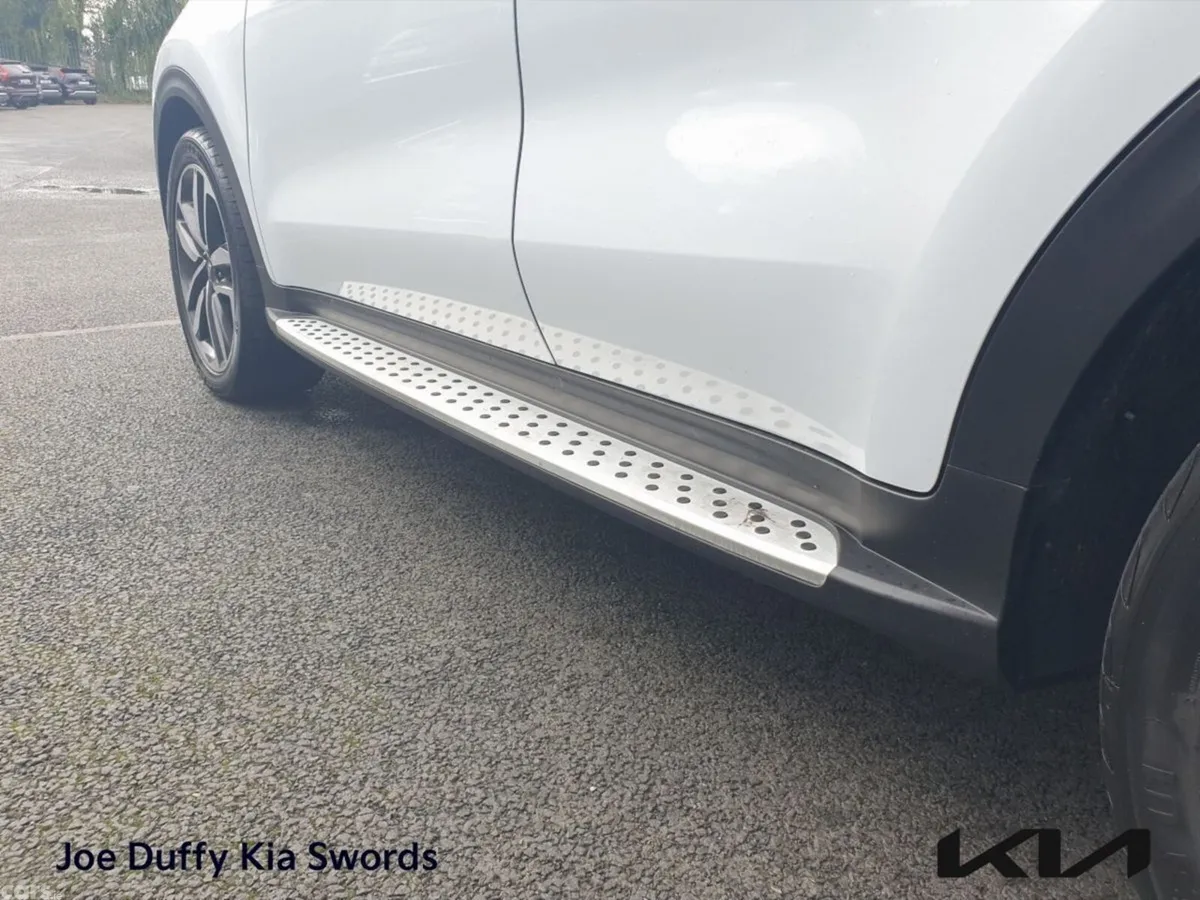Kia Sportage SUV, Diesel Hybrid, 2021, White