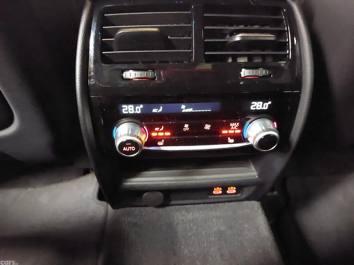 BMW 5-Series Saloon, Petrol Plug-in Hybrid, 2020, Blue