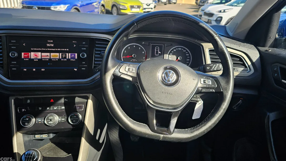 Volkswagen T-Roc SUV, Petrol, 2020, Blue