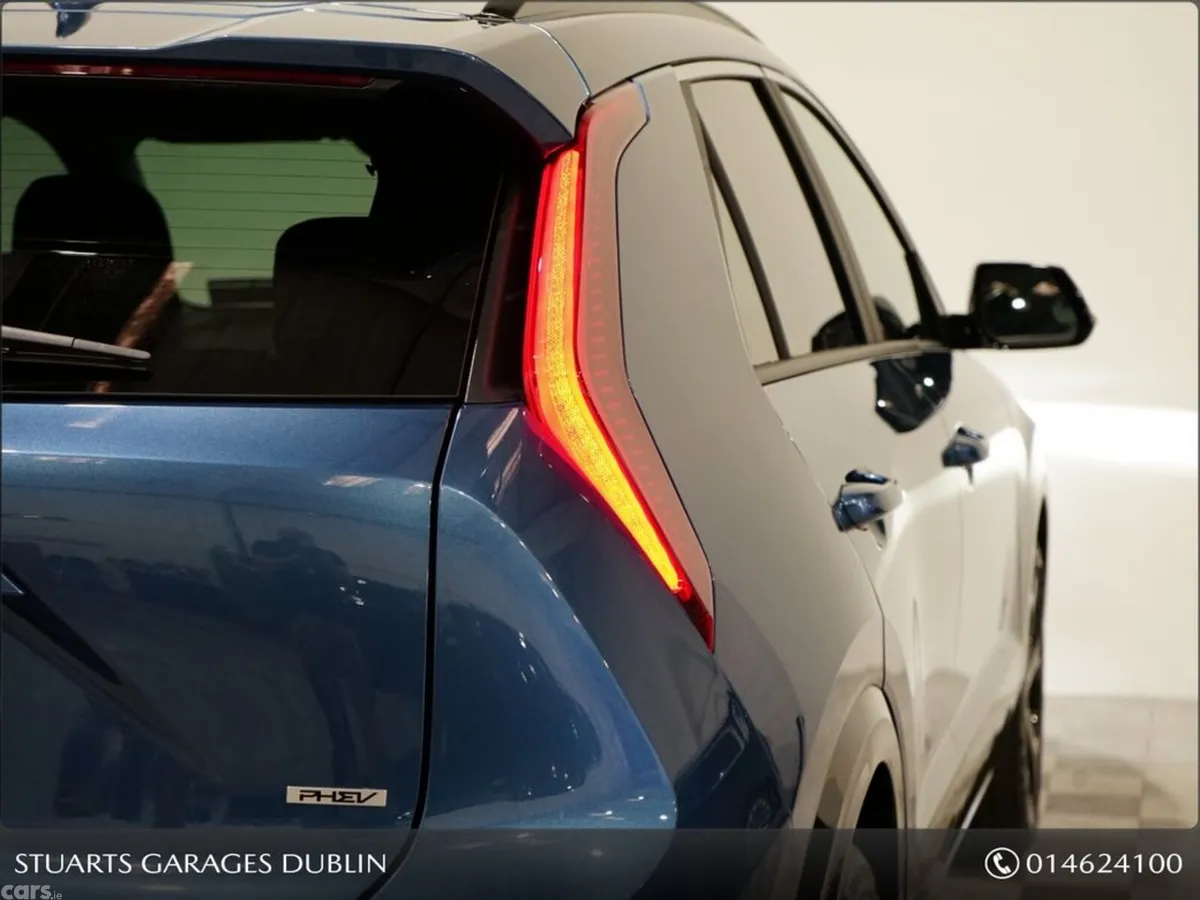 Kia Niro SUV, Petrol Plug-in Hybrid, 2026, Blue