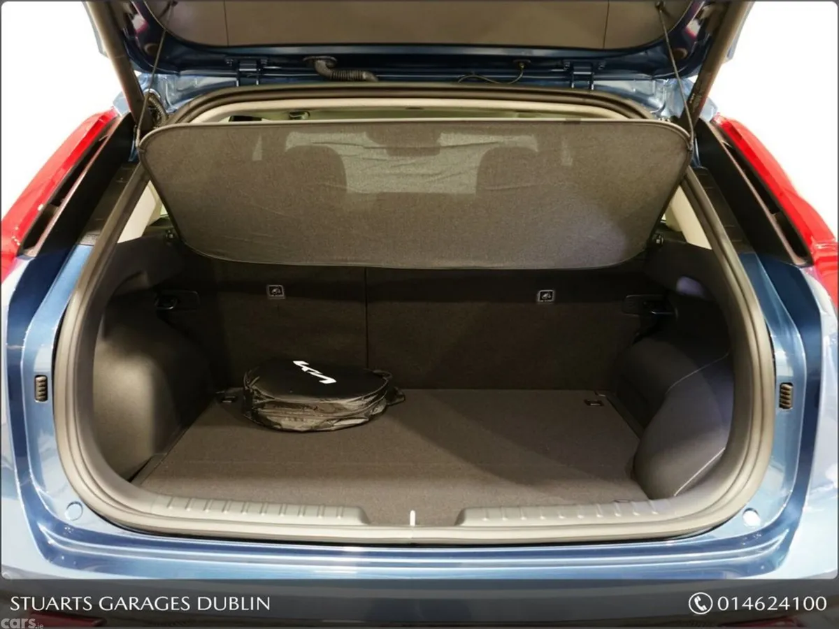 Kia Niro SUV, Petrol Plug-in Hybrid, 2026, Blue