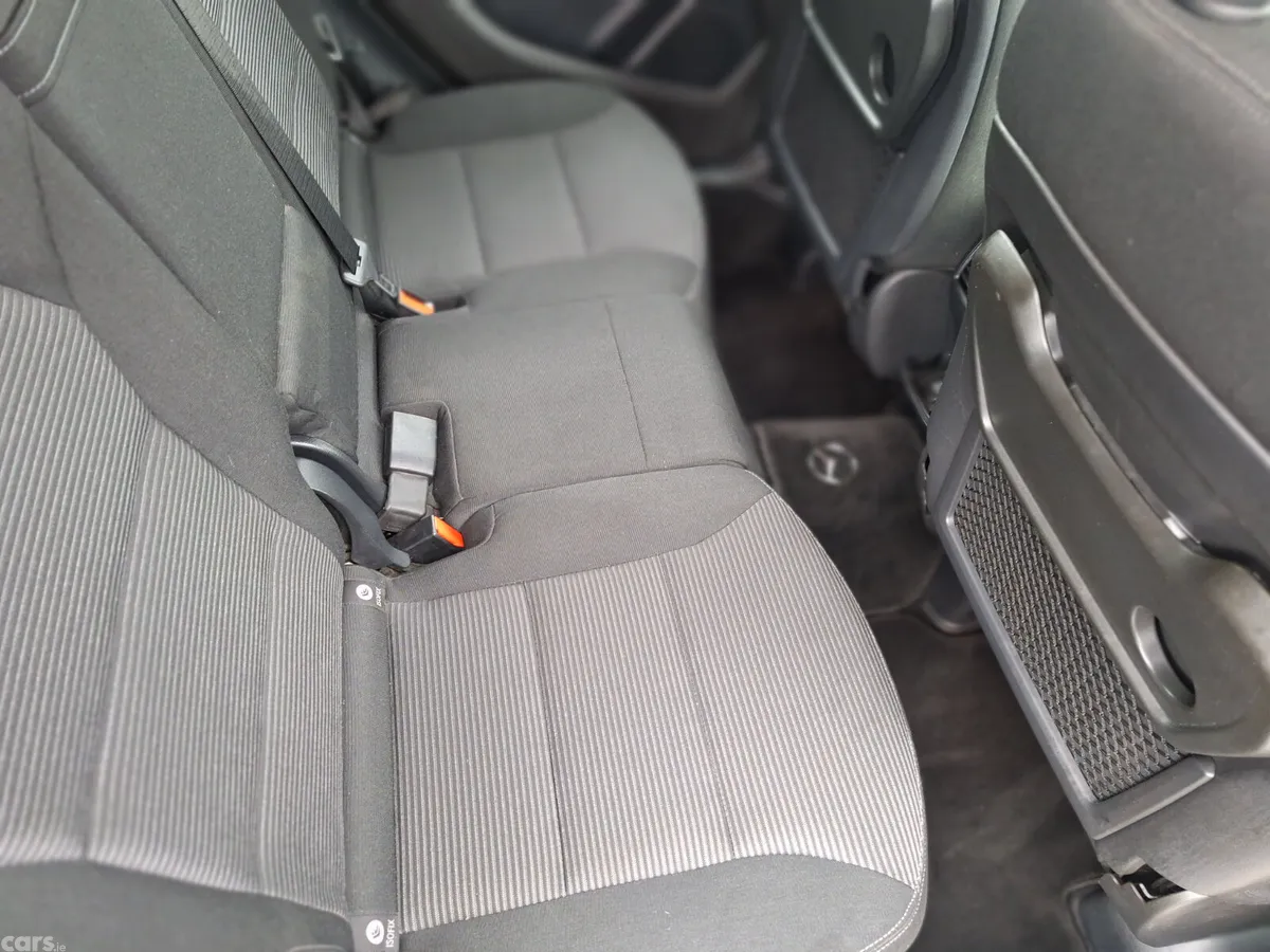 Mercedes-Benz B-Class Hatchback, Petrol, 2016, Silver