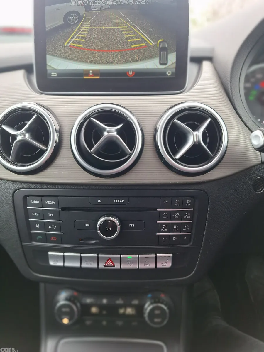 Mercedes-Benz B-Class Hatchback, Petrol, 2016, Silver
