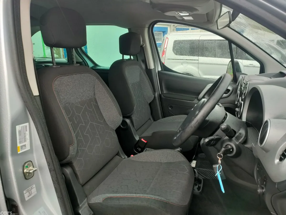 Peugeot Partner MPV, Diesel, 2018, Silver