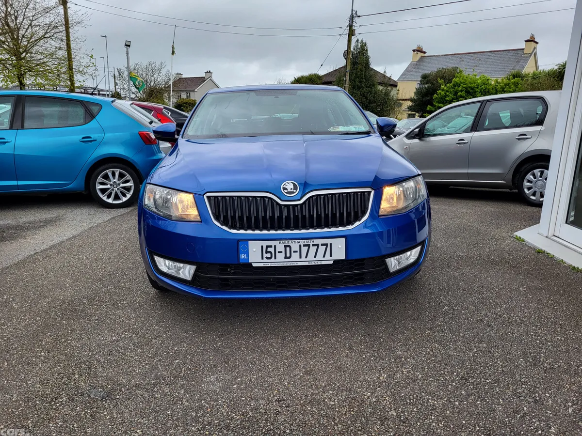 Skoda Octavia Saloon, Diesel, 2015, Blue