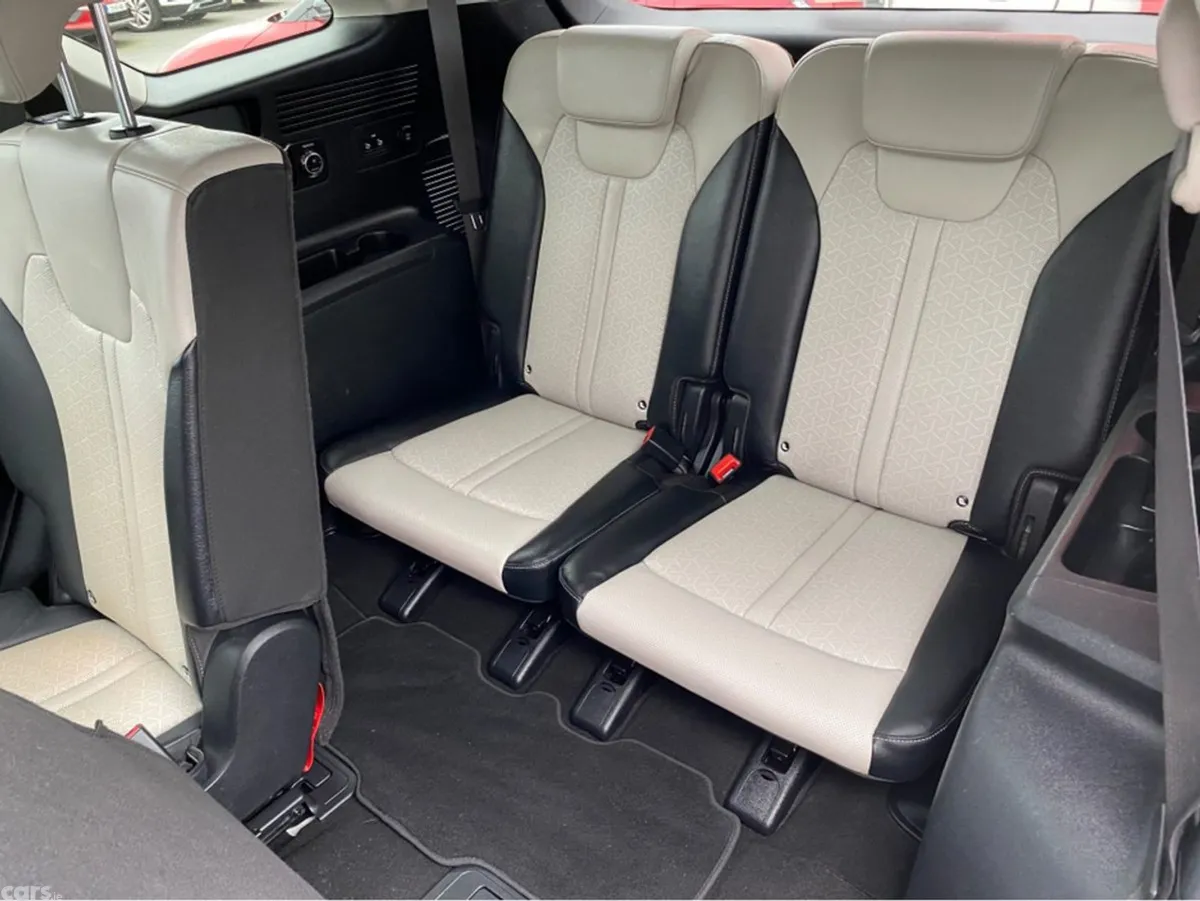 Kia Sorento MPV, Petrol Plug-in Hybrid, 2022, White