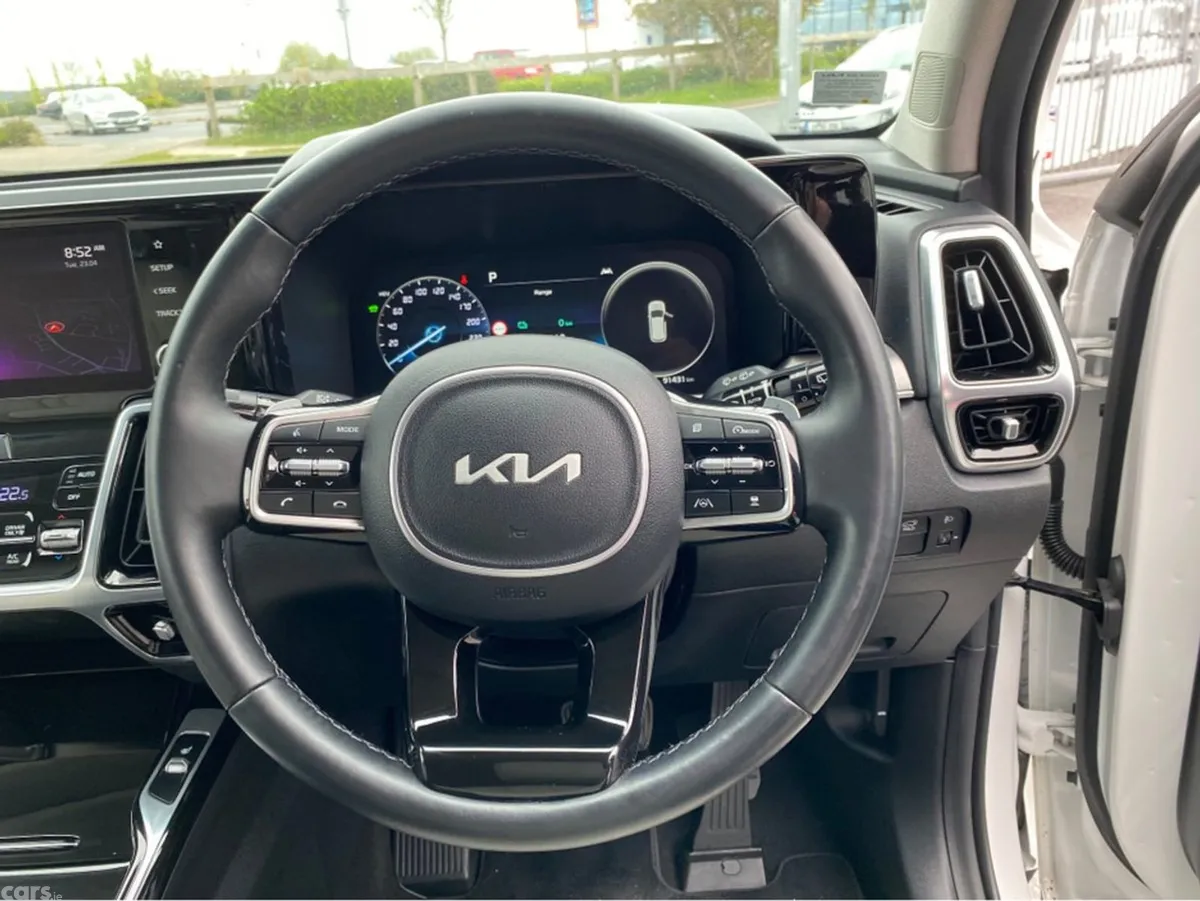 Kia Sorento MPV, Petrol Plug-in Hybrid, 2022, White