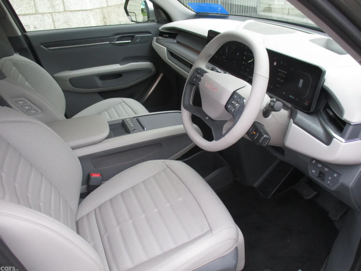 Kia EV9 MPV, Electric, 2026, Grey