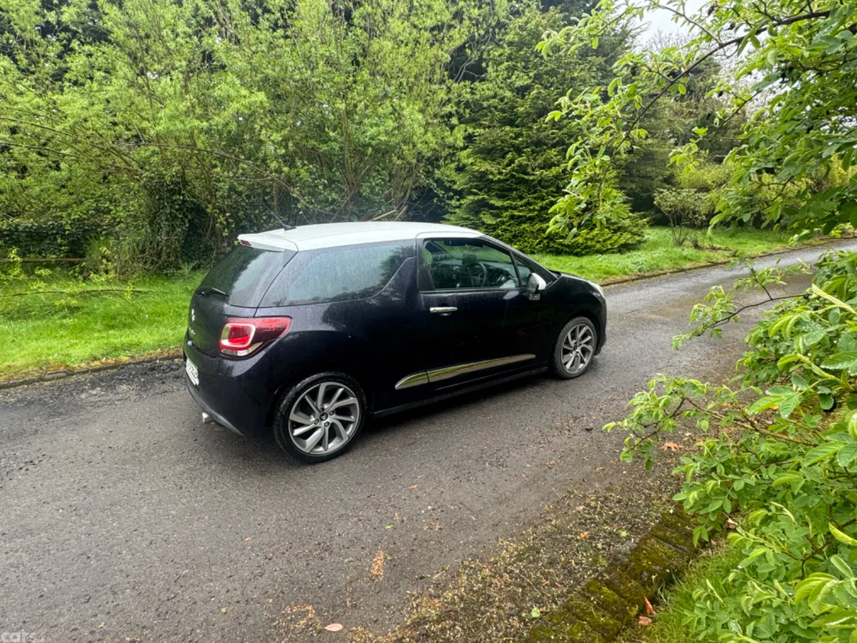 Citroen DS 3 Hatchback, Petrol, 2015, Navy