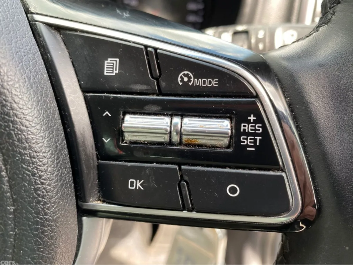 Kia Sportage MPV, Diesel, 2021, Grey