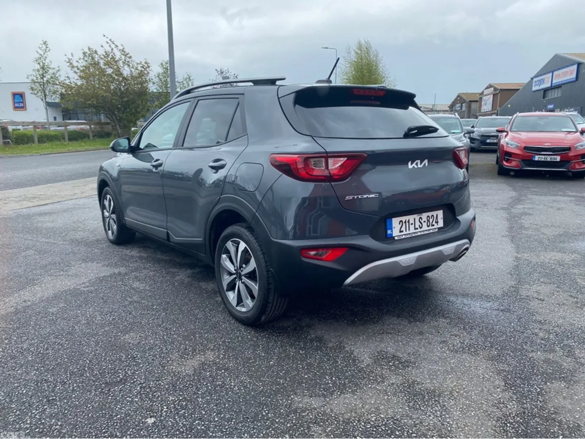 Kia Stonic Estate, Petrol, 2022, Grey