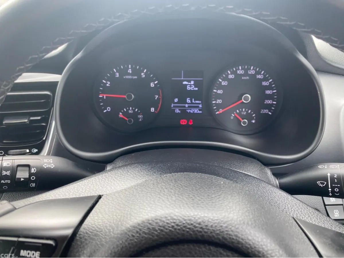 Kia Stonic Estate, Petrol, 2022, Grey