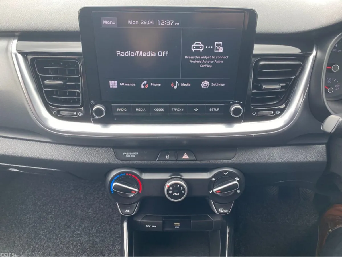 Kia Stonic Estate, Petrol, 2022, Grey