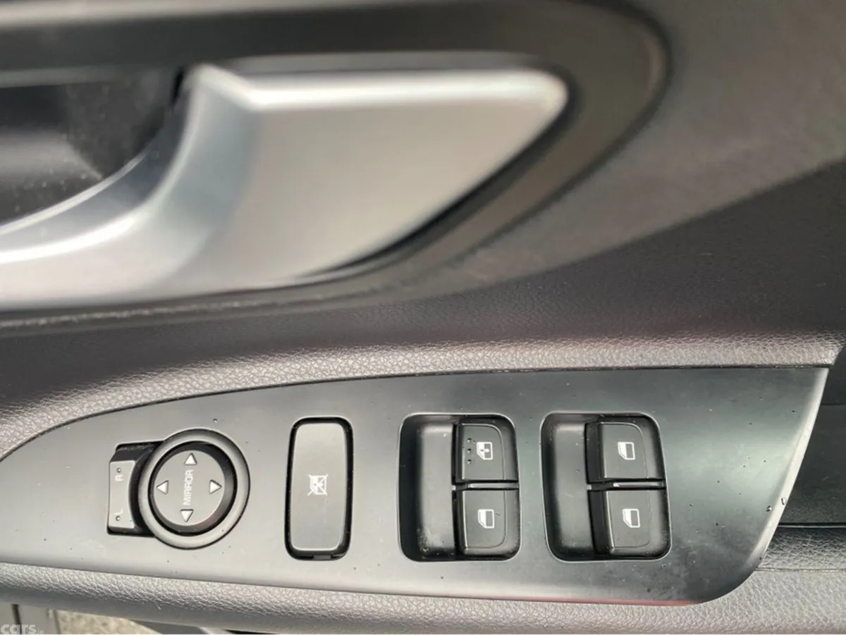 Kia Stonic Estate, Petrol, 2022, Grey