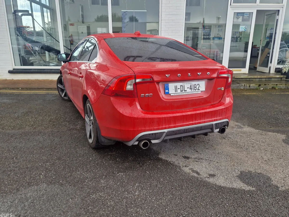 Volvo S60 Saloon, Diesel, 2011, Red